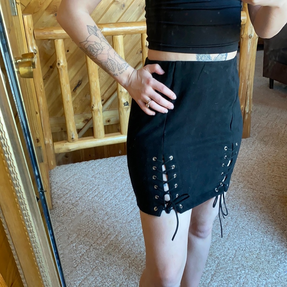Seek The Label Black Lace Up Skirt Size Small